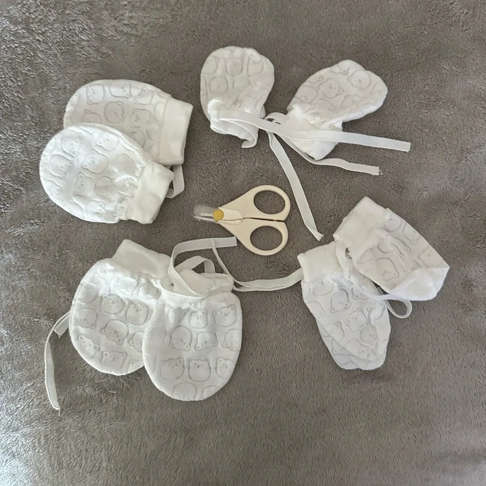 White Baby Mittens Set